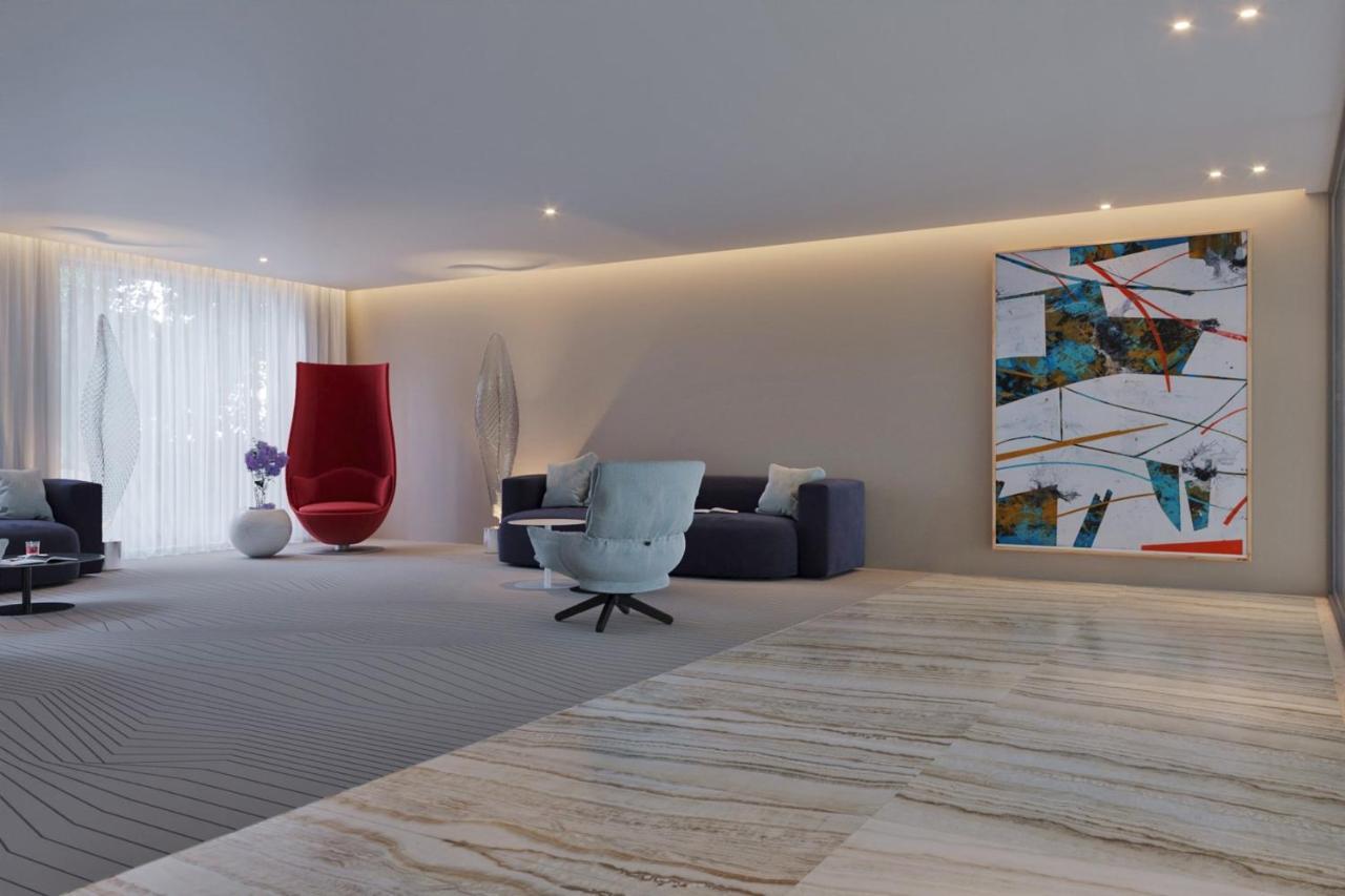 Lux First Row Madeira Palace By Madeira * Funchal (Madeira)
